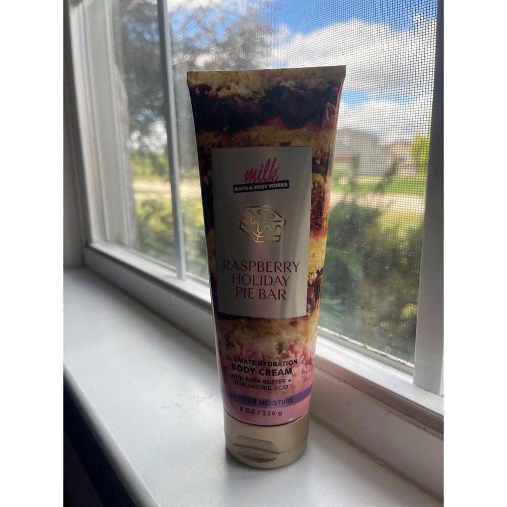 Bath & Body Works Raspberry Holiday Pie Bar Body Cream